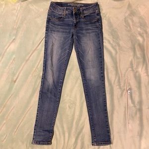 American Eagle Skinny Jeans - Size 2